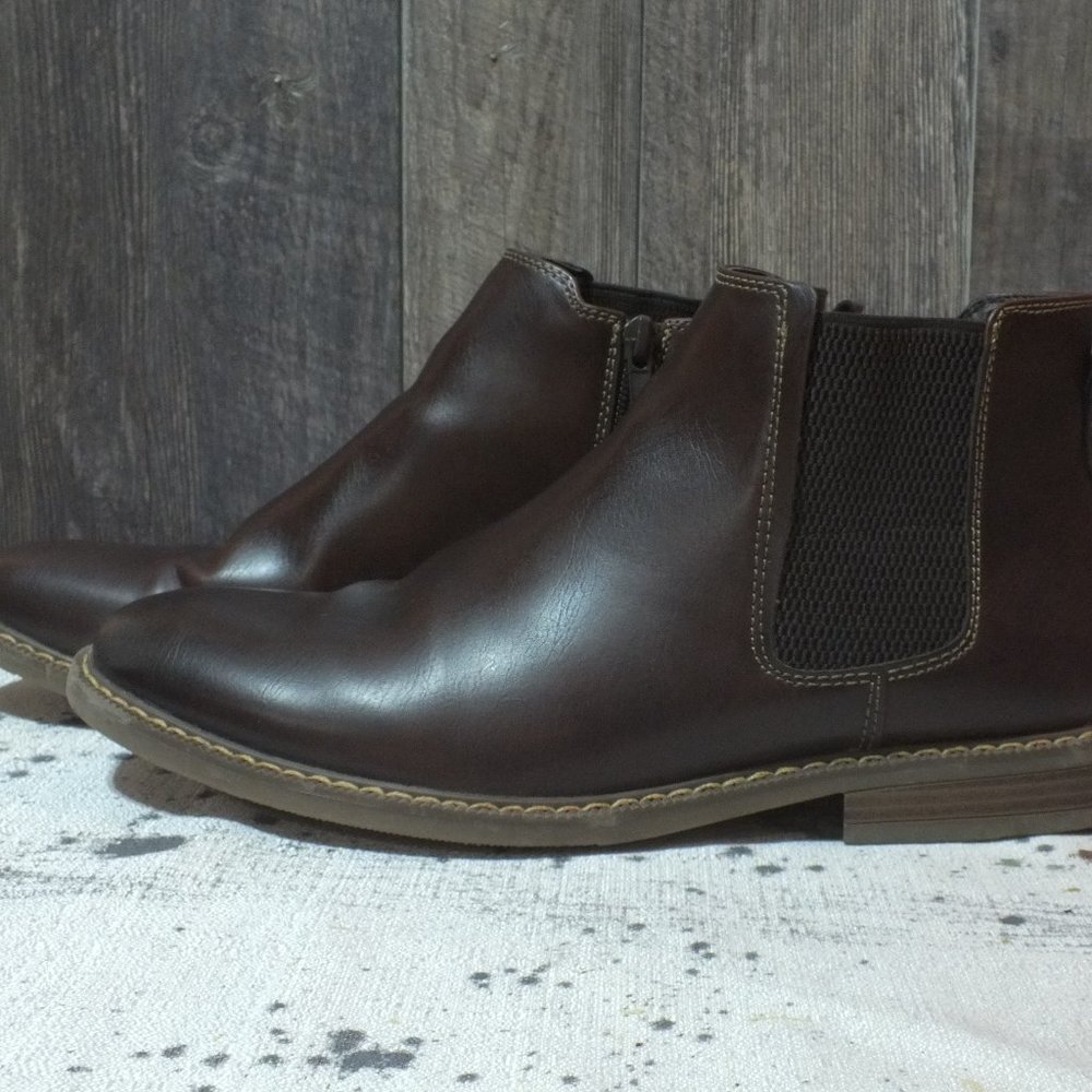 JF J.Ferrar Men’s Size 8.5M